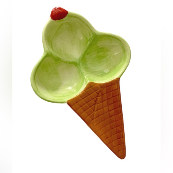 Handmade artisanal ceramic ice cream dish - Picture 1 of 3